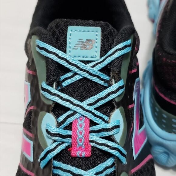 𝅺NEW Balance Minimus Running Shoes - Picture 11 of 13
